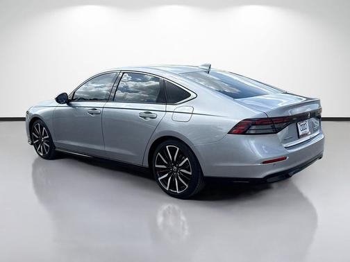 Lunar Silver Metallic 2023 Honda Accord Hybrid Touring