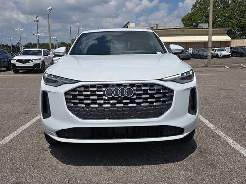 2025 Audi Q5 Premium Plus