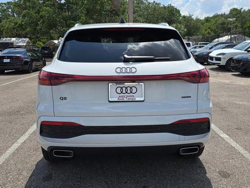 2025 Audi Q5 Premium Plus