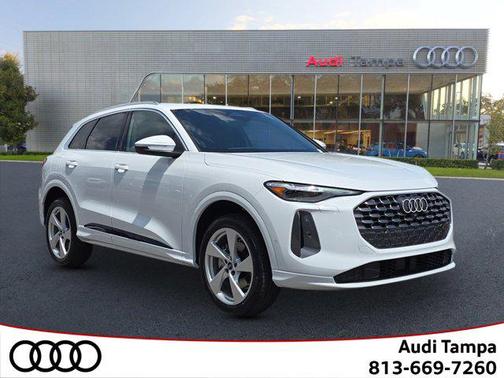2025 Audi Q5 Premium Plus