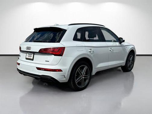 2023 Audi Q5 e 55 S line Prestige