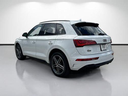 2023 Audi Q5 e 55 S line Prestige