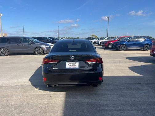 2018 Lexus IS 300 Base