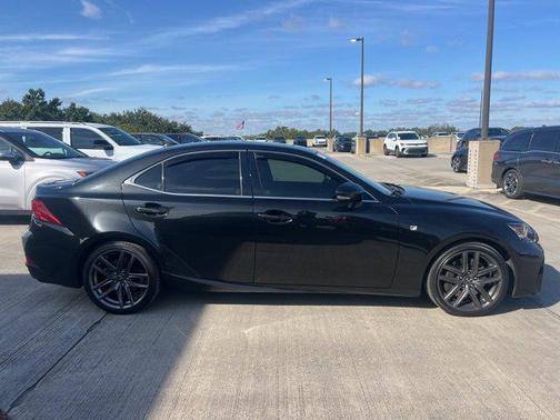 2018 Lexus IS 300 Base