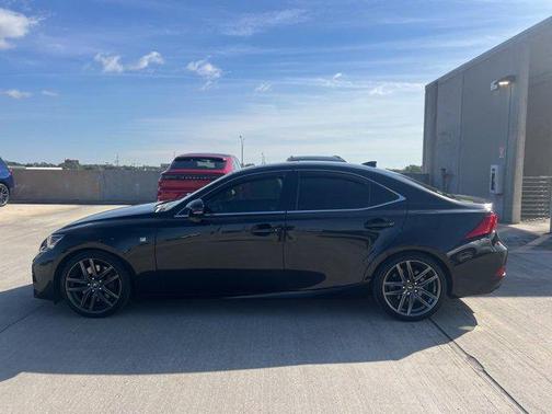 2018 Lexus IS 300 Base