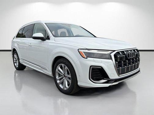 Carrara White 2026 Audi Q7 55 Premium Plus