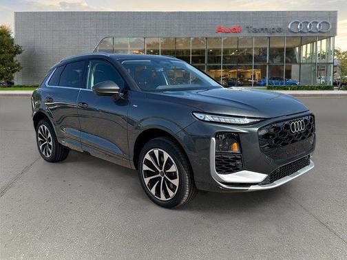 2026 Audi Q3 S line