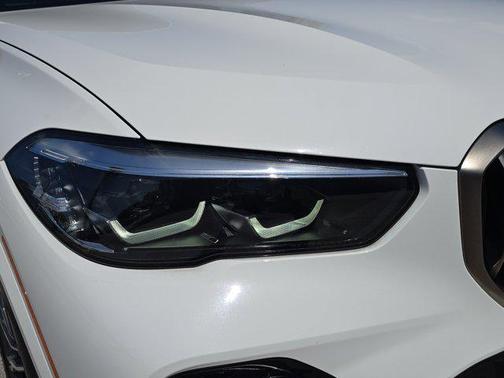 2023 BMW X5 M50i