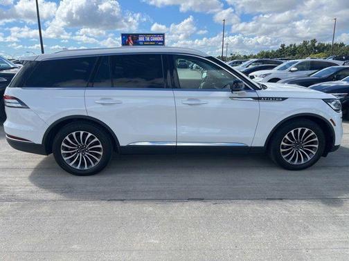 2022 Lincoln Aviator Reserve