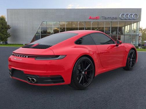 2020 Porsche 911 Carrera S