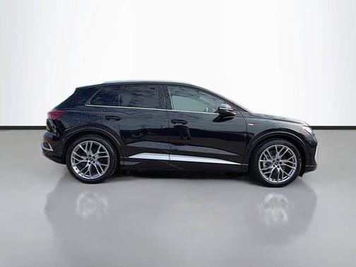 2026 Audi Q4 e-tron Premium Plus 55 quattro