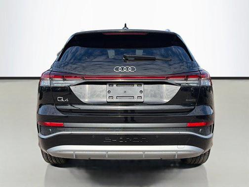 2026 Audi Q4 e-tron Premium Plus 55 quattro