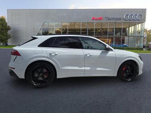 2025 Audi RS Q8 4.0T
