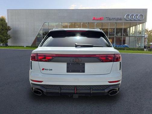 2025 Audi RS Q8 4.0T
