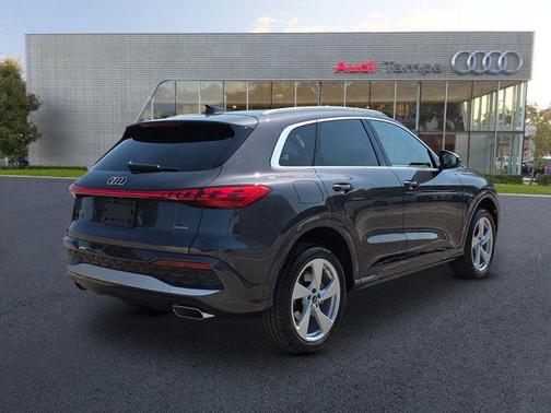 2025 Audi Q5 Premium Plus