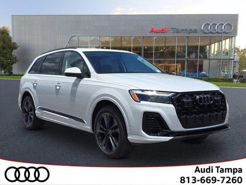 2025 Audi Q7 55 Premium Plus