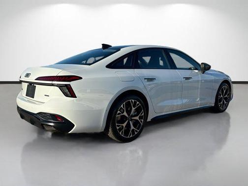 2026 Audi A6 Premium Plus quattro S tronic