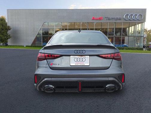 2025 Audi RS 3 2.5T (S tronic)