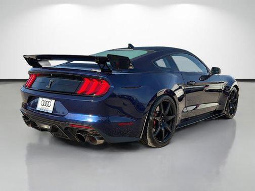 2020 Ford Shelby GT500 Base