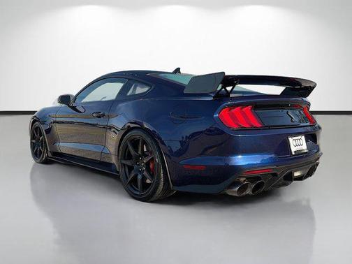 2020 Ford Shelby GT500 Base