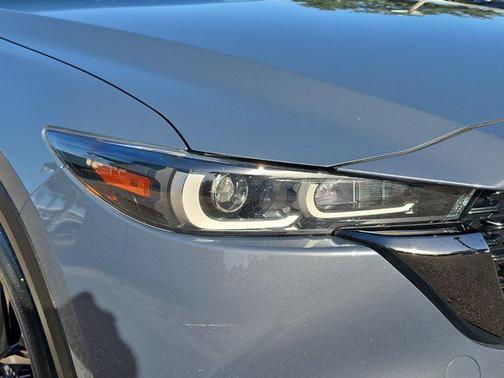 2022 Mazda CX-5 Carbon Edition