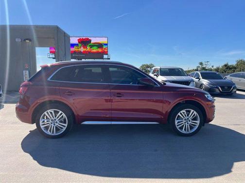 2018 Audi Q5 2.0T Prestige