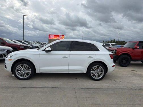 2018 Audi Q5 2.0T Prestige