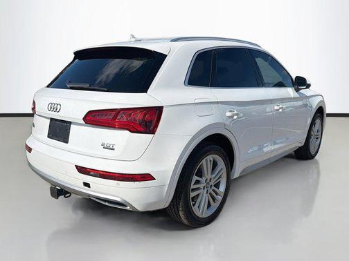 2018 Audi Q5 2.0T Prestige