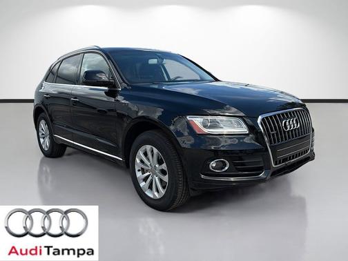 Brilliant Black 2017 Audi Q5 2.0T Premium
