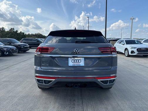 2023 Volkswagen Atlas Cross Sport 3.6L V6 SEL Premium R-Line