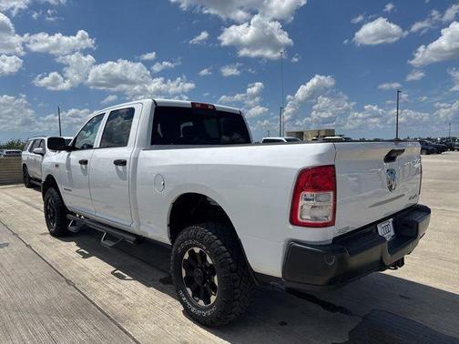 Bright White Clearcoat 2021 RAM 2500 Tradesman Crew Cab 4x4 6'4' Box