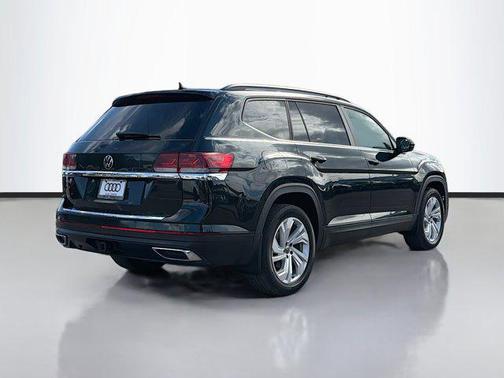 2022 Volkswagen Atlas 3.6L SE w/Technology
