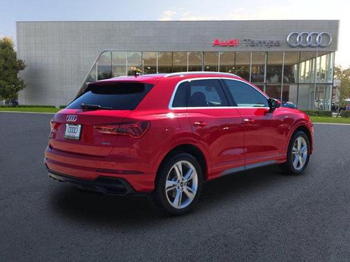 2022 Audi Q3 45 S line Premium Plus