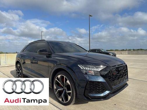 Waitomo Blue Metallic 2024 Audi RS Q8 4.0T