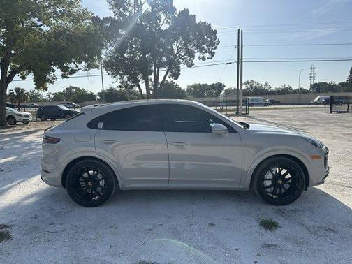 2020 Porsche Cayenne Turbo