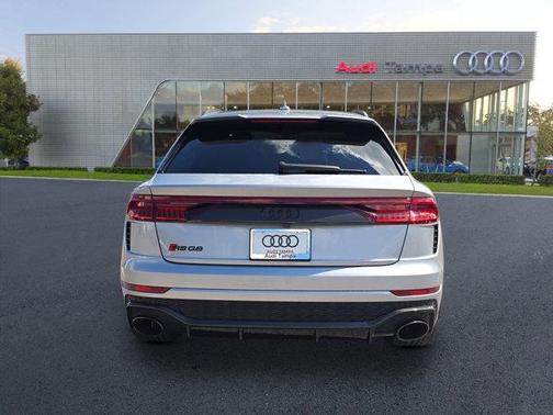 2022 Audi RS Q8 4.0T