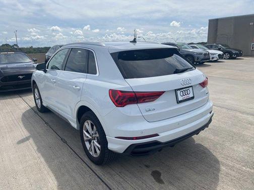 2024 Audi Q3 45 S line Premium Plus