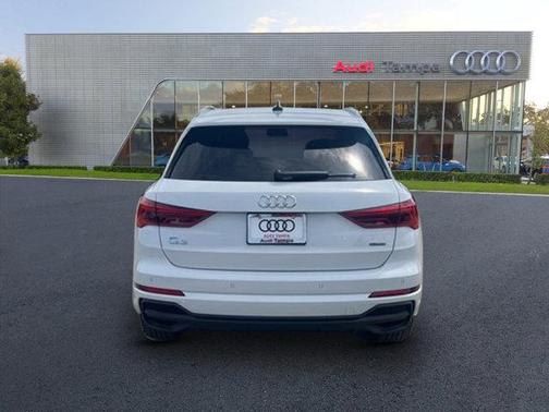 2024 Audi Q3 45 S line Premium Plus