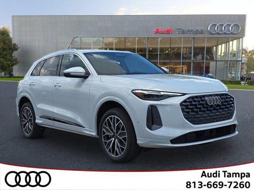 2025 Audi Q5 Premium Plus