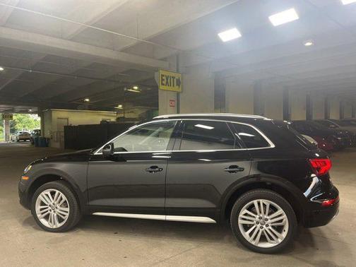 2018 Audi Q5 2.0T Premium Plus
