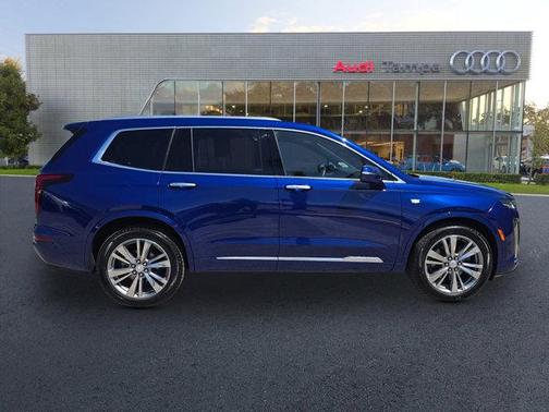 2024 Cadillac XT6 Premium Luxury FWD