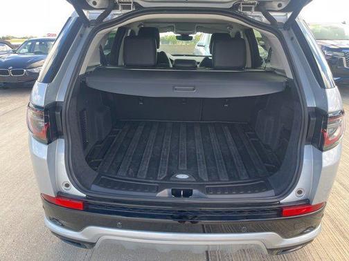 2025 Land Rover Discovery Sport S