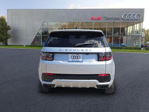 2025 Land Rover Discovery Sport S