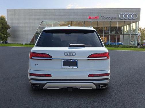 2025 Audi Q7 55 Prestige
