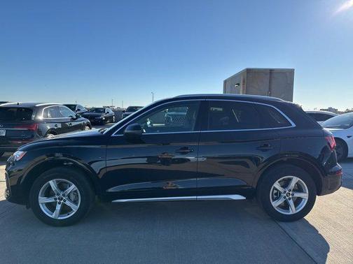 2023 Audi Q5 40 Premium