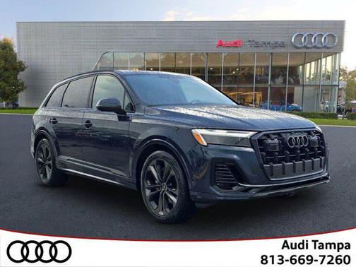 2025 Audi Q7 55 Premium Plus