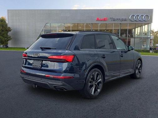 2025 Audi Q7 55 Premium Plus