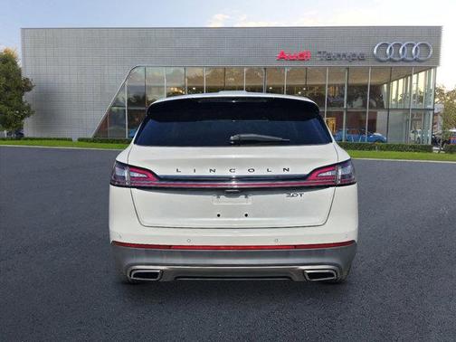 2020 Lincoln Nautilus Reserve