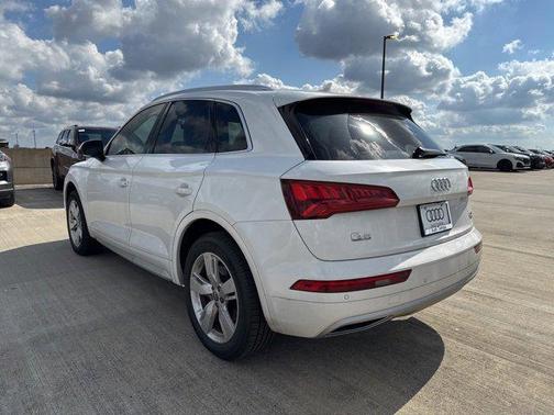 2018 Audi Q5 2.0T Premium Plus