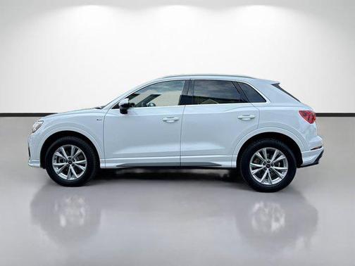 Glacier White Metallic 2025 Audi Q3 Premium 45 TFSI S line quattro Tiptronic